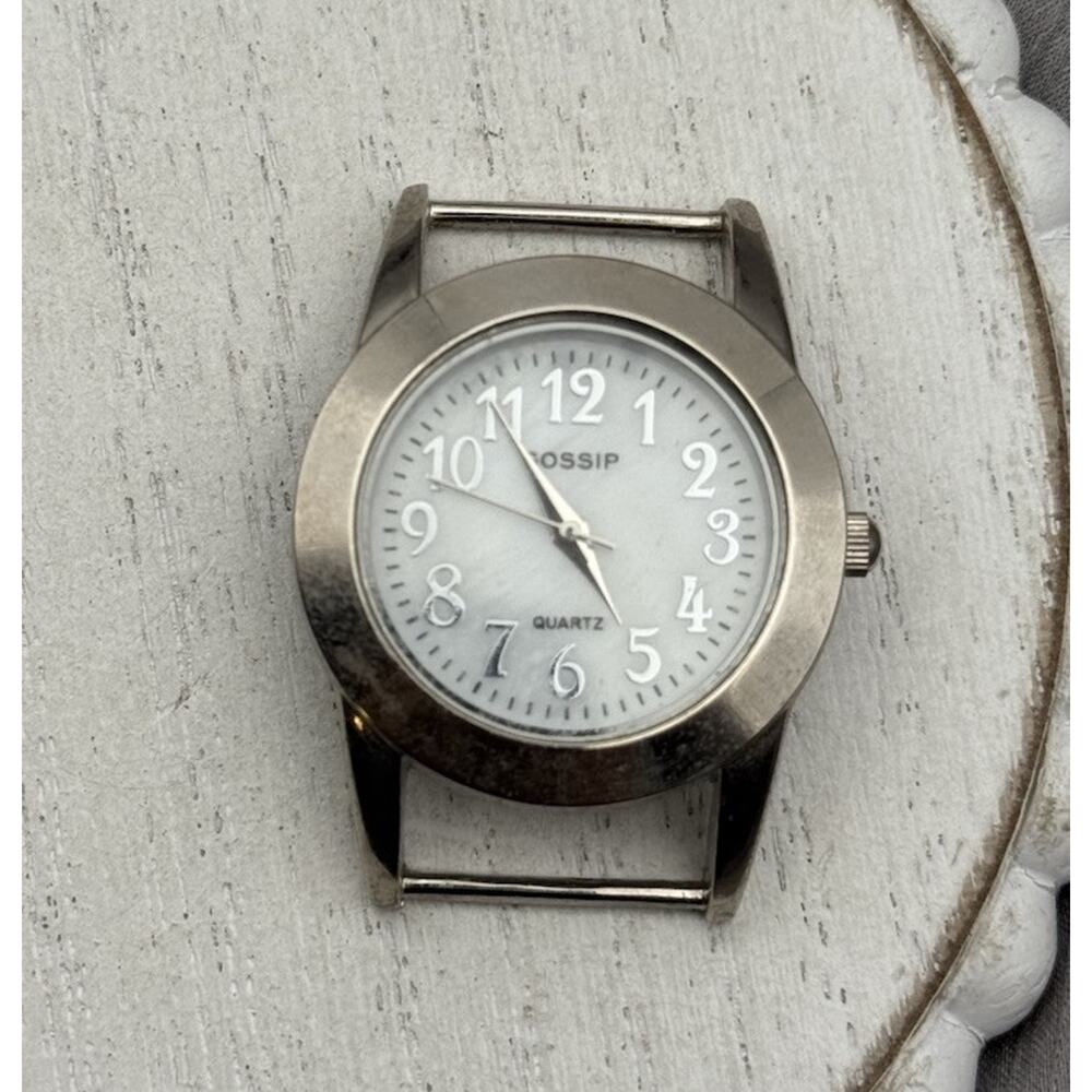 Gossip GSP367 Women's Silver Tone Mother of Pearl Casual Quartz Watch Dial 29mm